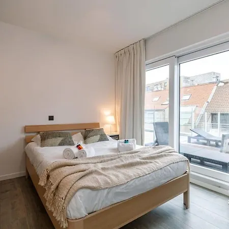 Huswell - Spacious Sunny With Huge Terrace 아파트 *