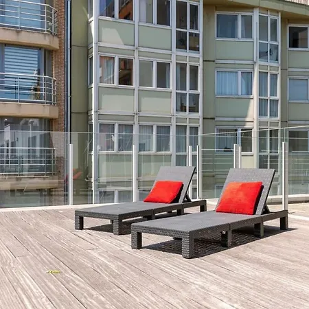 Huswell - Spacious Sunny With Huge Terrace 크노케-하이스트